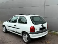 Gebraucht Opel Corsa 60 PS (44 kW) 1997 Weiß Kleinwagen