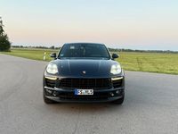 Gebraucht Porsche Macan S 258 PS (189 kW) 2017 Blau SUV
