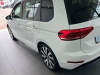 Gebraucht VW Touran Active 150 PS (110 kW) 2023 Weiß Van / Kleinbus