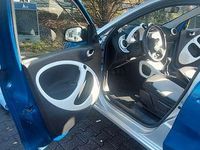 Second-hand Smart ForFour 71 CP (52 kW) 2016 Albastru Hatchback