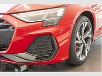 Neu Audi A3 S-Line 272 PS (200 kW) 2026 Rot (rot / progressivrot) Limousine