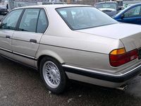 Gebraucht BMW 730 180 PS (132 kW) 1986 Gold Limousine