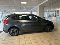 gebraucht BMW 218 Active Tourer Baureihe 2 218 i Sport Line