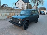 Second-hand Lada niva 82 CP (60 kW) 2009 Verde SUV