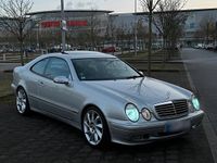 Gebraucht Mercedes CLK320 218 PS (160 kW) 2000 Silber Coupé