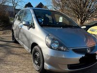 Gebraucht Honda Jazz 78 PS (57 kW) 2006 Silber Kleinwagen