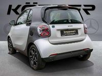 Gebraucht Smart ForTwo Coupé 60 kW (82 PS) 2021 Weiß Kleinwagen