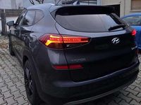 Gebraucht Hyundai Tucson Premium 136 PS (100 kW) 2018 Grau SUV