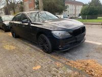Gebraucht BMW 730 245 PS (180 kW) 2010 Schwarz Limousine