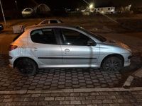 Gebraucht Peugeot 206 75 PS (55 kW) 2005 Silber Kleinwagen