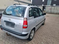 Gebraucht Hyundai Matrix 101 PS (74 kW) 2007 Silber Van / Kleinbus