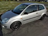 Gebraucht Ford Fiesta 80 PS (58 kW) 2003 Silber Kleinwagen