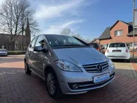Gebraucht Mercedes A180 109 PS (80 kW) 2010 Silber Kleinwagen