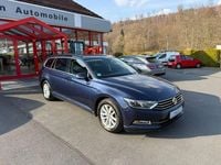 Gebraucht VW Passat Comfortline 150 PS (110 kW) 2017 Blau Kombi