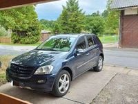 Gebraucht Mercedes ML320 224 PS (164 kW) 2006 Beige SUV