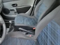 Gebraucht Renault Clio 75 PS (55 kW) 2006 Rot Kleinwagen