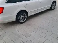 Gebraucht Skoda Superb 140 PS (102 kW) 2011 Weiß Kombi