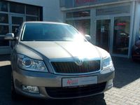 Gebraucht Skoda Octavia LAURIN & KLEMENT 160 PS (117 kW) 2009 Beige Kombi