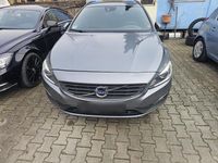 Gebraucht Volvo V60 181 PS (133 kW) 2016 Andere farben Kombi