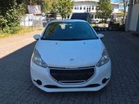 Gebraucht Peugeot 208 Access 68 PS (50 kW) 2012 Weiß Kleinwagen