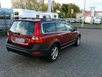 Gebraucht Volvo XC70 Summum 185 PS (136 kW) 2008 Rot Kombi