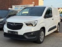 Gebraucht Opel Combo Selection 102 PS (75 kW) 2019 Weiß Van / Kleinbus