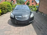 Gebraucht Opel Insignia 131 PS (96 kW) 2013 Schwarz Kombi
