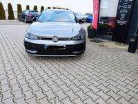 Gebraucht VW Passat R-line 150 PS (110 kW) 2024 Grau Kombi