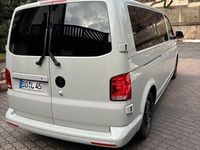Gebraucht VW Transporter 150 PS (110 kW) 2022 Grau Van