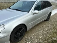 Second-hand Mercedes C220 150 CP (110 kW) 2004 Argintiu Break