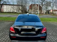 Gebraucht Mercedes E220 194 PS (142 kW) 2017 Schwarz Limousine