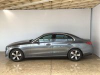 Gebraucht Mercedes C220 Avantgarde 200 PS (147 kW) 2025 Lack selenitgrau (metallic) Limousine