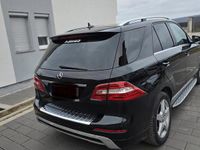 Gebraucht Mercedes ML350 258 PS (189 kW) 2012 Schwarz SUV