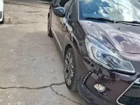 Gebraucht Citroën DS3 Sport Chic 165 PS (121 kW) 2015 Whisper+schwarz onyx/metallic Kleinwagen