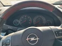 Gebraucht Opel Signum 145 PS (106 kW) 2007 Schwarz Kleinwagen