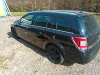 Gebraucht Opel Astra 125 PS (91 kW) 2010 Schwarz Kombi