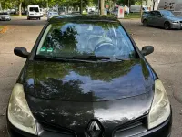 Gebraucht Renault Clio 75 PS (55 kW) 2006 Schwarz Kleinwagen