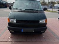 Usado VW Multivan 110 HP (80 kW) 1995 Verde Monovolume
