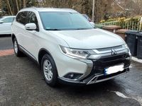 Gebraucht Mitsubishi Outlander 150 PS (110 kW) 2020 Weiß SUV