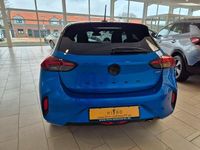 Używany Opel Corsa 110 KM (80 kW) 2025 Niebieski Sedan/Limuzyna