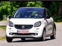 Gebraucht Smart ForFour 90 PS (66 kW) 2019 Weiß Kleinwagen