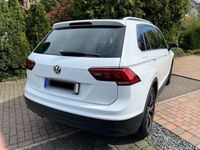 gebraucht VW Tiguan 1.4 TSI 92kW SOUND mit LED Scheinwerfern