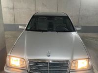 Gebraucht Mercedes 240 170 PS (125 kW) 1998 Silber Limousine