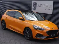 Gebraucht Ford Focus ST 280 PS (205 kW) 2019 Sonderlackierung tropicalorange metallic Limousine