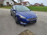 Używany Ford Focus 125 KM (91 kW) 2014 Niebieski Sedan/Limuzyna