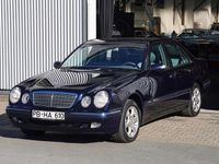 Gebraucht Mercedes E270 Elegance 170 PS (125 kW) 2001 Blau Limousine