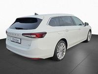 Neu Skoda Superb LAURIN & KLEMENT 193 PS (141 kW) 2025 Weiß Kombi