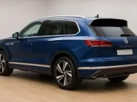 Gebraucht VW Touareg Elegance 286 PS (210 kW) 2019 Aquamarinblau metallic SUV