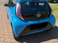 Gebraucht Toyota Aygo X-wave 69 PS (50 kW) 2016 Blau Kleinwagen