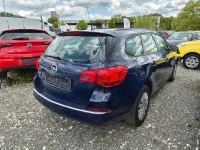 Gebraucht Opel Astra Selection 116 PS (85 kW) 2015 Kombi